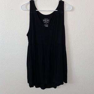 Torrid flowy black tank top